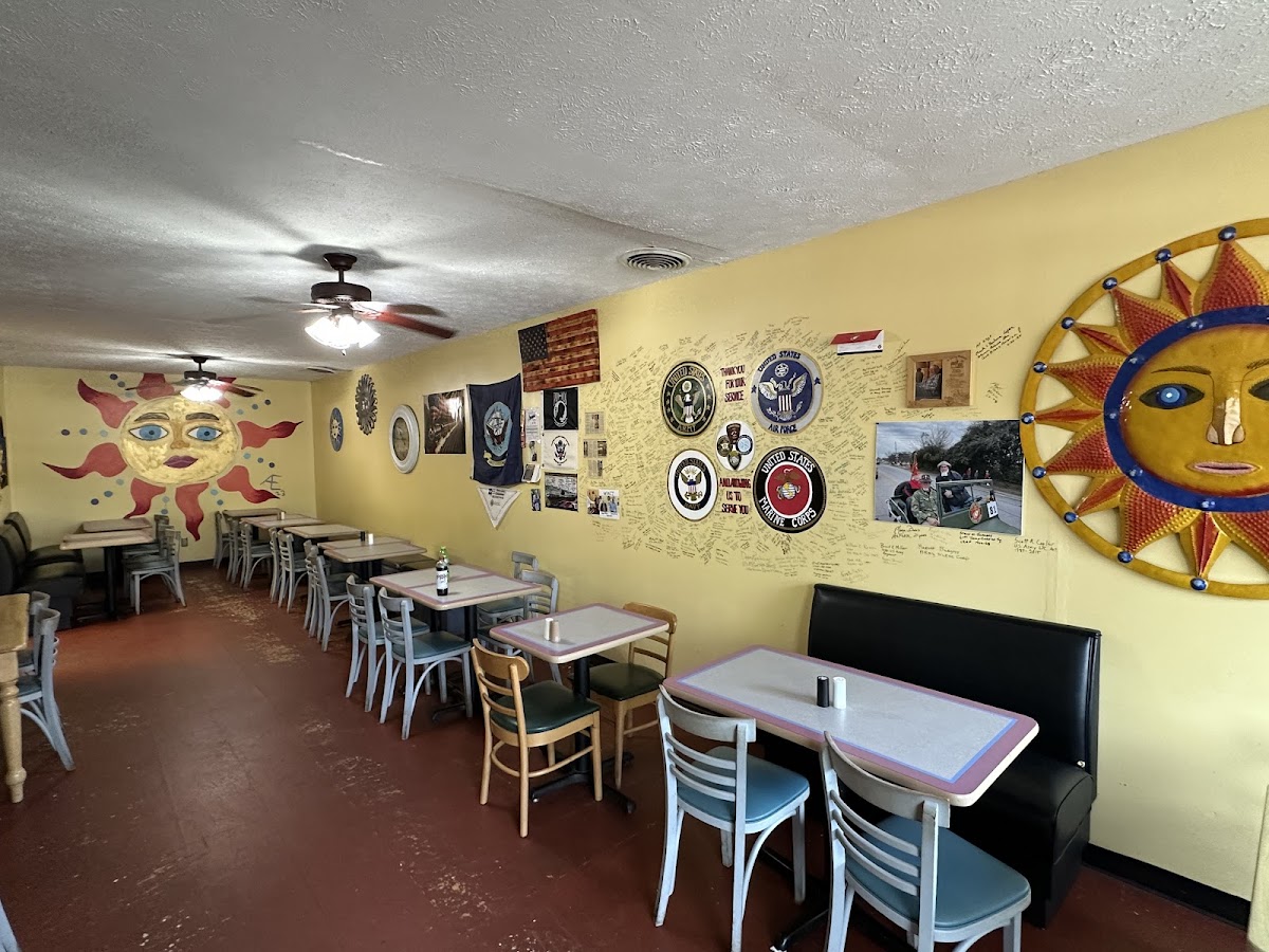 Banner Suncatcher Cafe 03